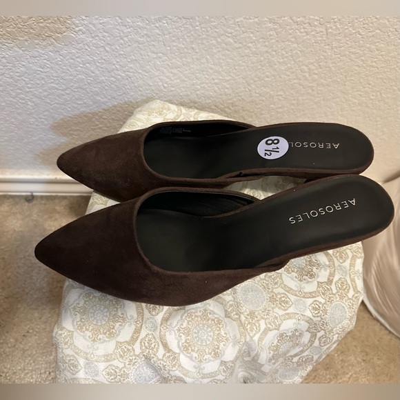 AEROSOLES Women's Dark Brown Mules - Picture 3 of 5